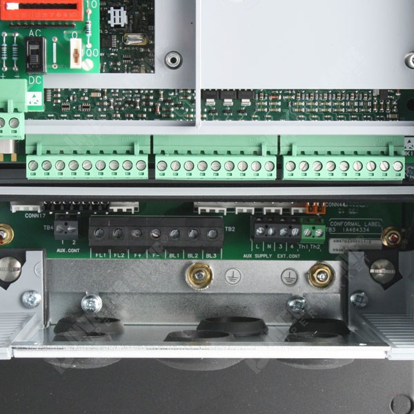 Photo of Parker SSD 591P 110A 2Q 220V to 500V 3ph AC to DC Converter